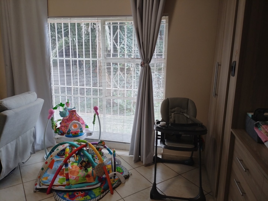 5 Bedroom Property for Sale in Petersfield Gauteng