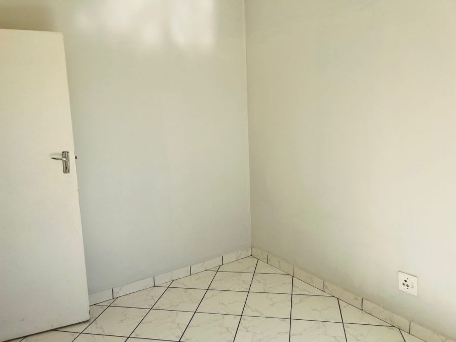 2 Bedroom Property for Sale in Equestria Gauteng