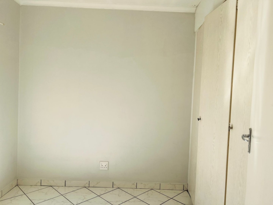 2 Bedroom Property for Sale in Equestria Gauteng