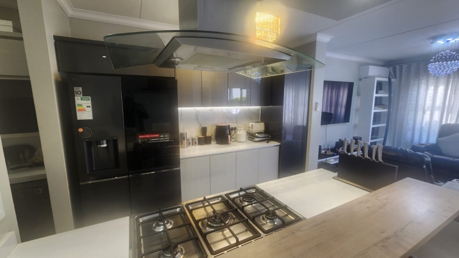 3 Bedroom Property for Sale in Carlswald Gauteng