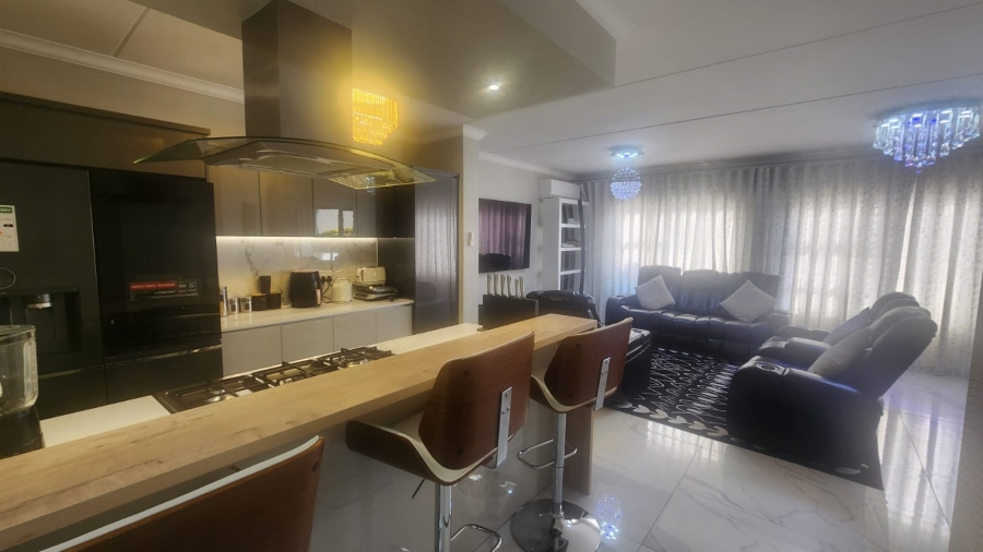 3 Bedroom Property for Sale in Carlswald Gauteng