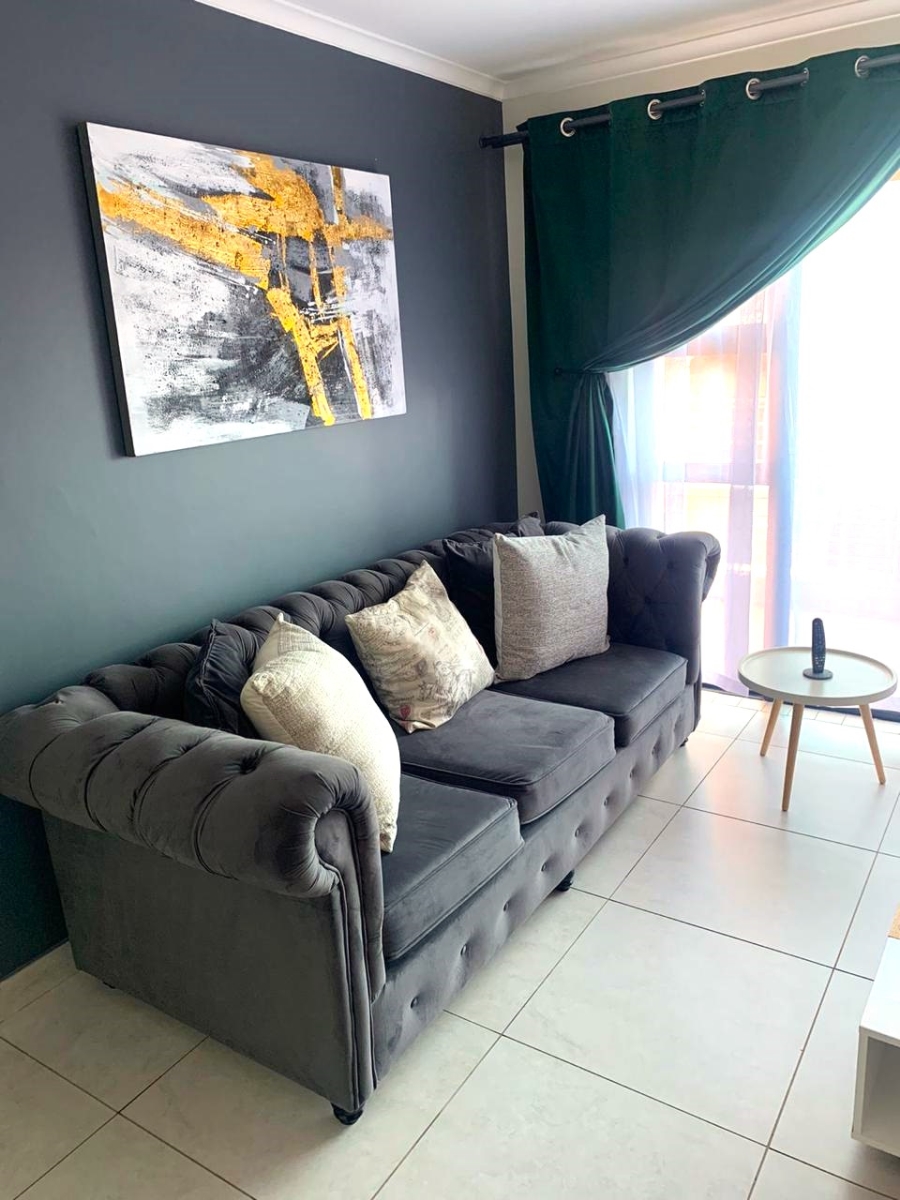To Let 1 Bedroom Property for Rent in Glen Marais Gauteng