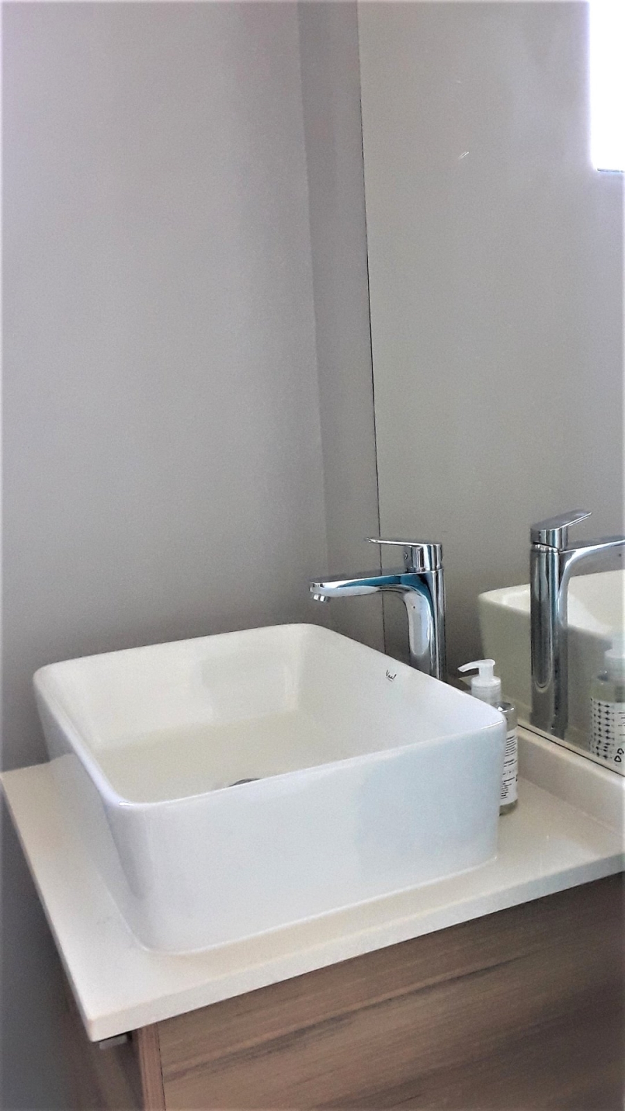 To Let 1 Bedroom Property for Rent in Glen Marais Gauteng
