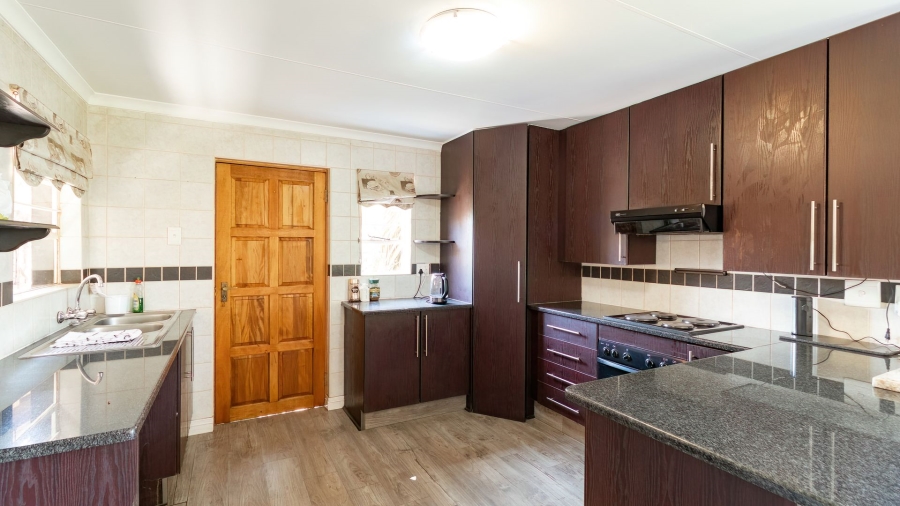 3 Bedroom Property for Sale in Illiondale Gauteng