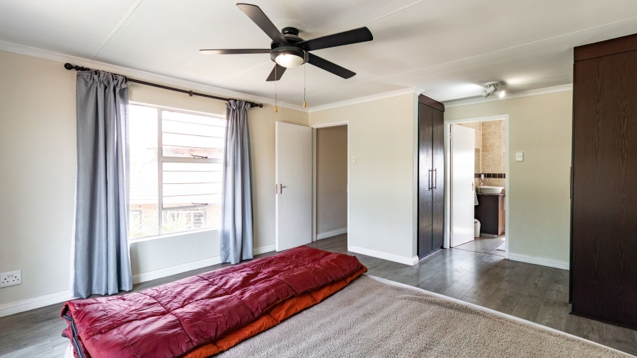 3 Bedroom Property for Sale in Illiondale Gauteng