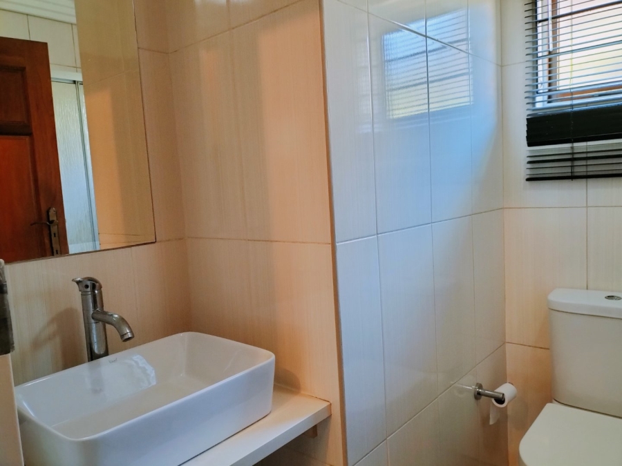 To Let 2 Bedroom Property for Rent in Atholl Gauteng