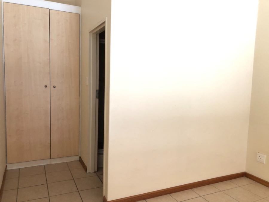 1 Bedroom Property for Sale in Hatfield Gauteng