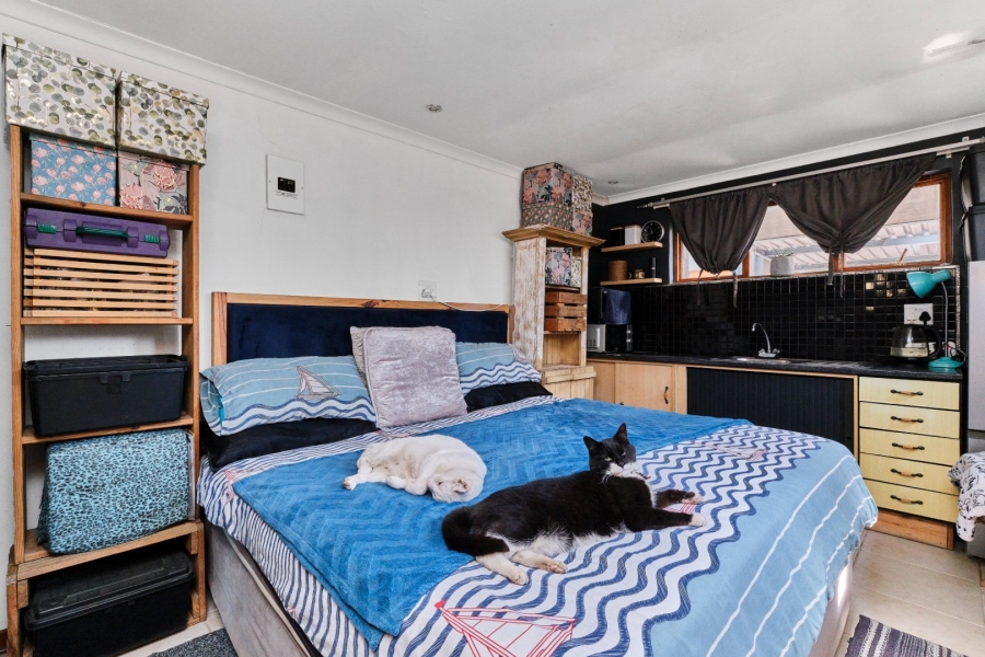  Bedroom Property for Sale in Linden Gauteng