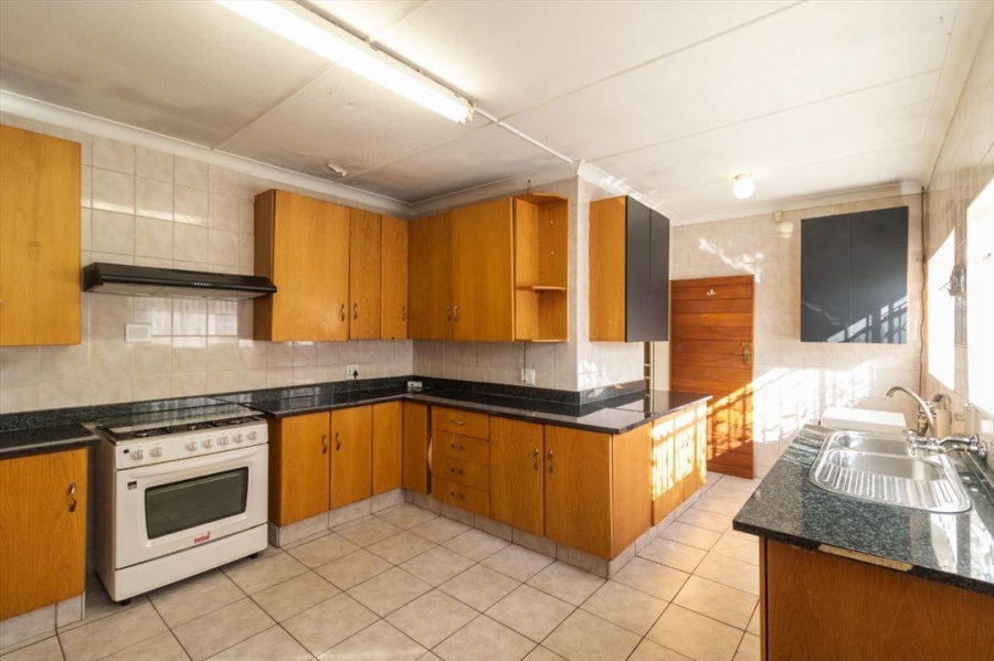 4 Bedroom Property for Sale in Farrar Park Gauteng