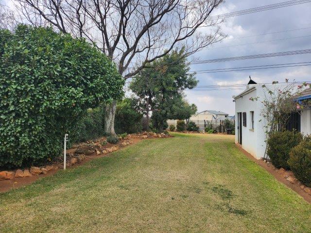 4 Bedroom Property for Sale in Van Riebeeck Park Gauteng