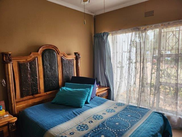 4 Bedroom Property for Sale in Van Riebeeck Park Gauteng