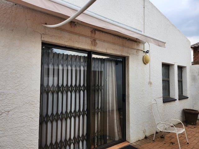 4 Bedroom Property for Sale in Van Riebeeck Park Gauteng