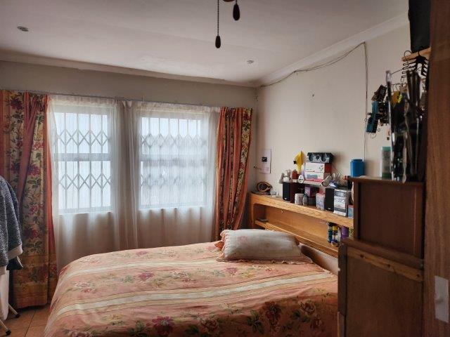 4 Bedroom Property for Sale in Van Riebeeck Park Gauteng
