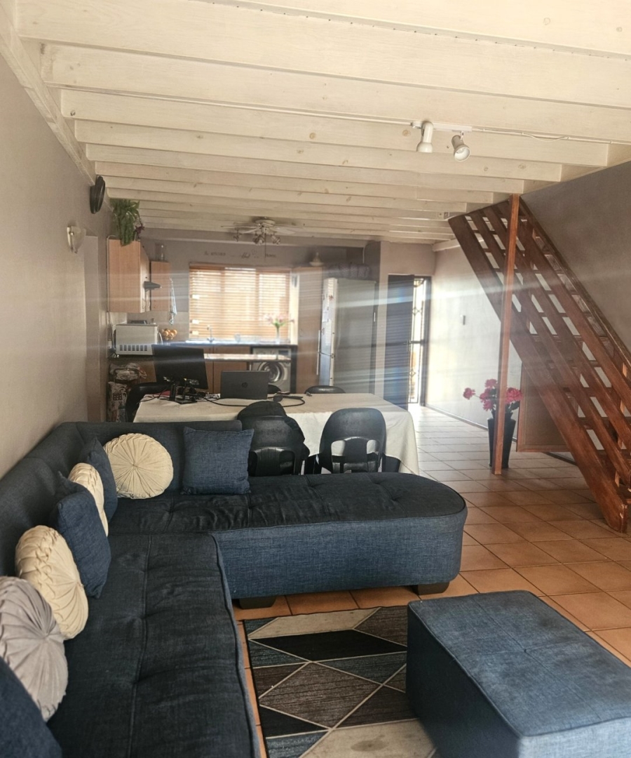 4 Bedroom Property for Sale in Halfway Gardens Gauteng