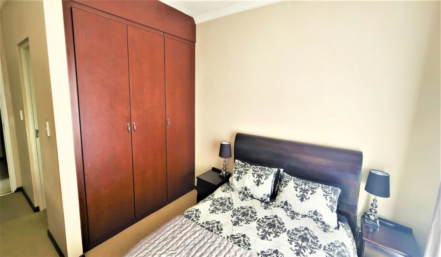 To Let 2 Bedroom Property for Rent in Eagle Canyon Golf Estate Gauteng