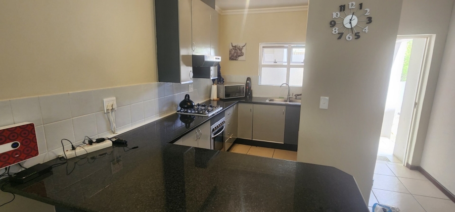 To Let 2 Bedroom Property for Rent in Eagle Canyon Golf Estate Gauteng