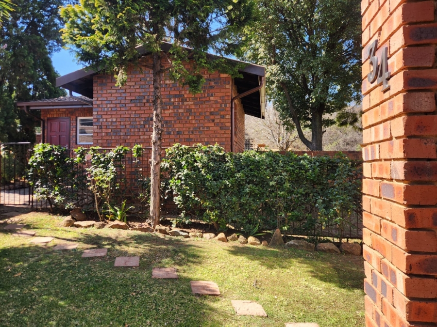To Let 2 Bedroom Property for Rent in Bassonia Gauteng