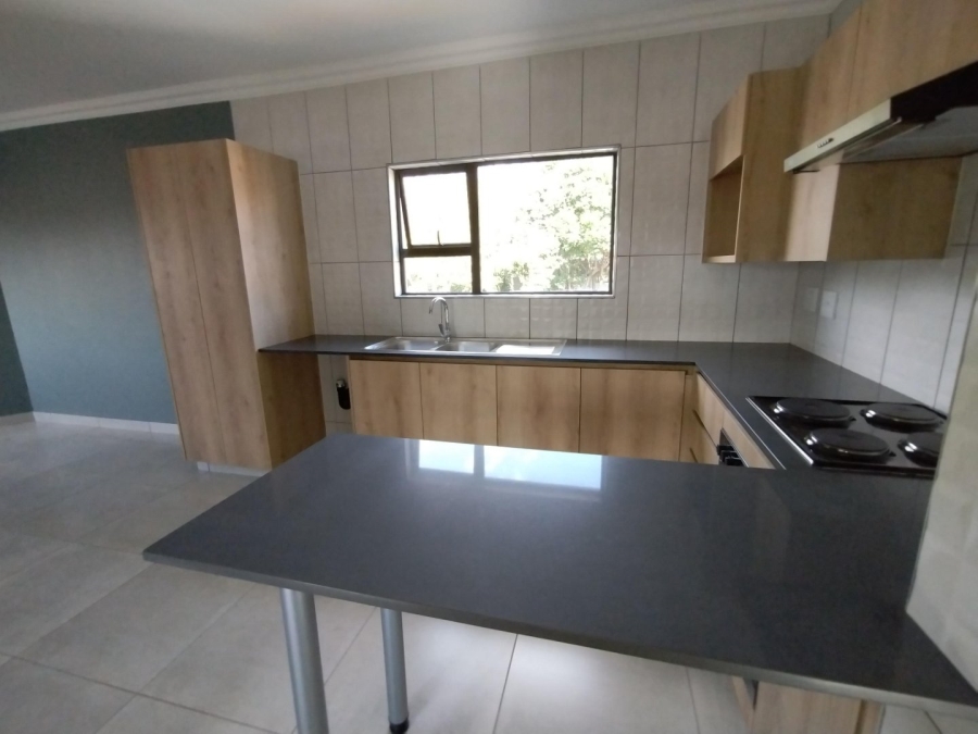 1 Bedroom Property for Sale in Bedfordview Gauteng