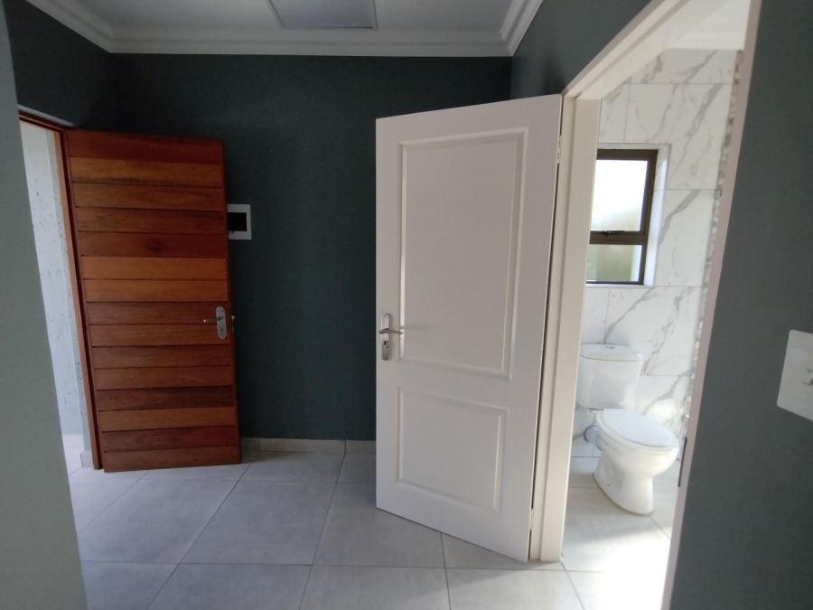 1 Bedroom Property for Sale in Bedfordview Gauteng