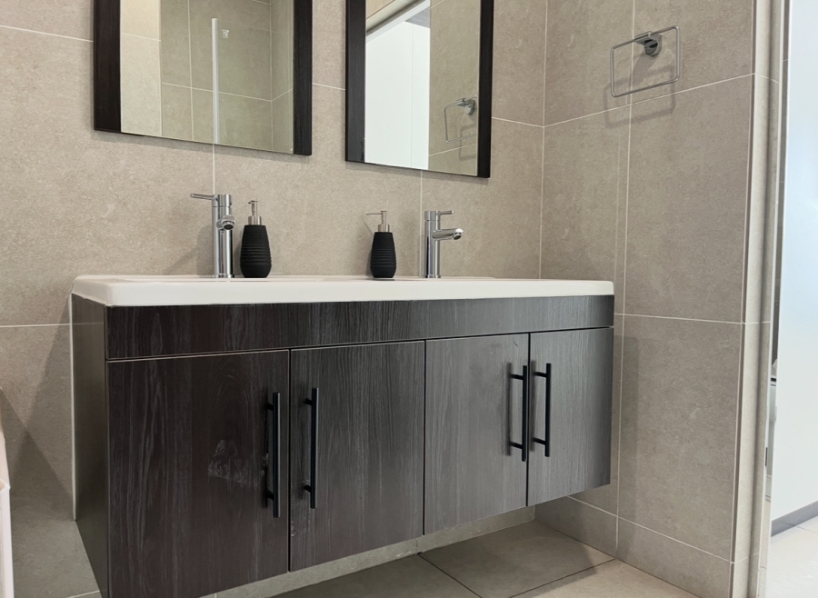 2 Bedroom Property for Sale in Greenstone Park Estate Gauteng