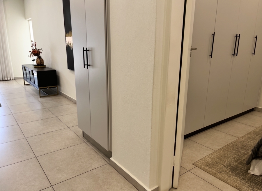 2 Bedroom Property for Sale in Greenstone Park Estate Gauteng
