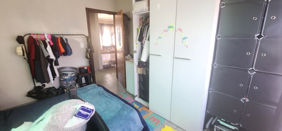 7 Bedroom Property for Sale in Laudium Gauteng