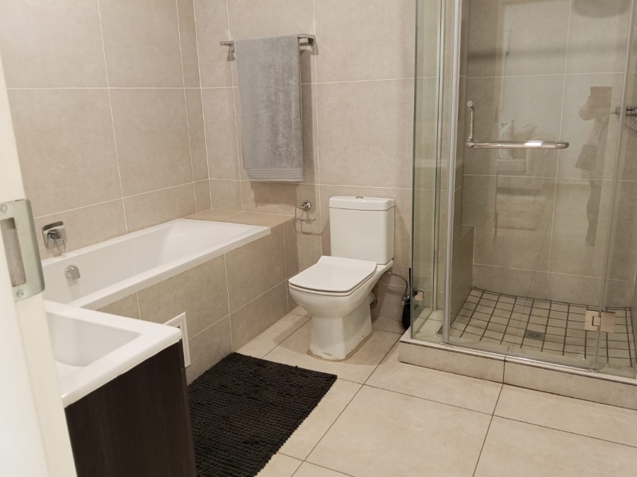 2 Bedroom Property for Sale in Greenstone Gate Gauteng