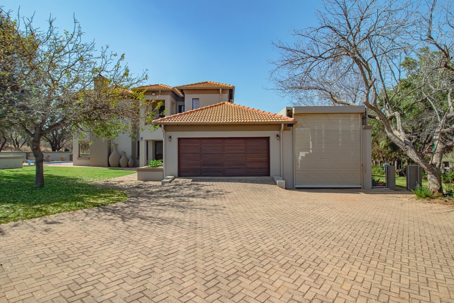 4 Bedroom Property for Sale in Leeuwfontein Estate Gauteng