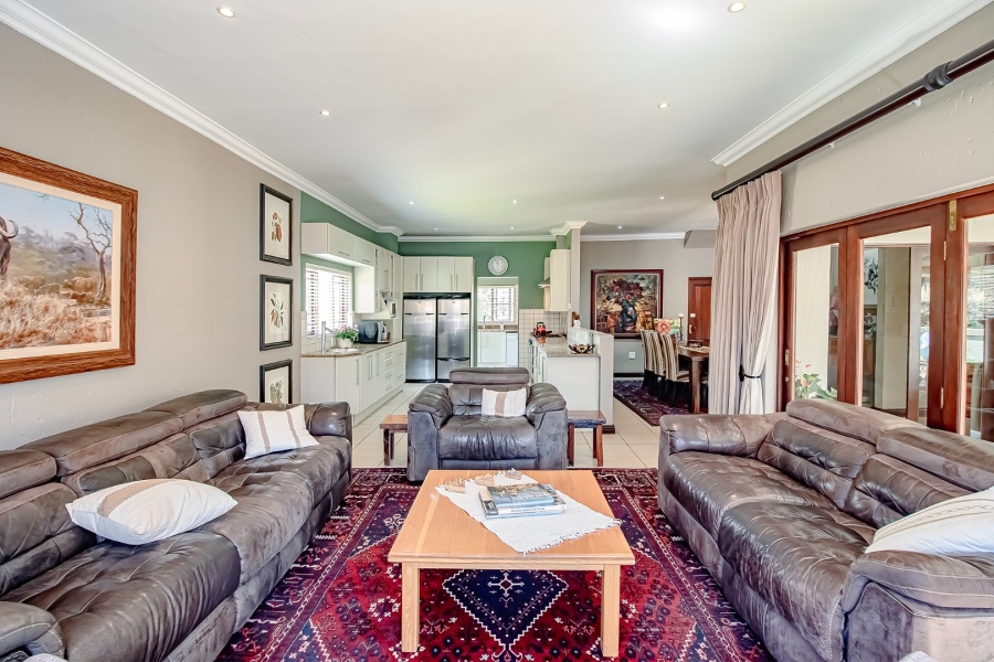 4 Bedroom Property for Sale in Leeuwfontein Estate Gauteng