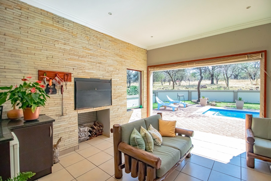 4 Bedroom Property for Sale in Leeuwfontein Estate Gauteng