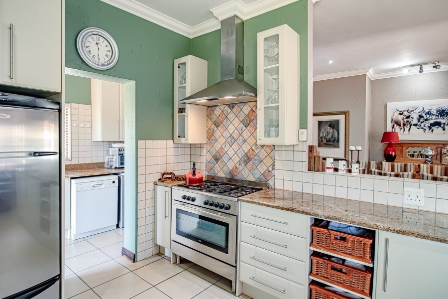4 Bedroom Property for Sale in Leeuwfontein Estate Gauteng