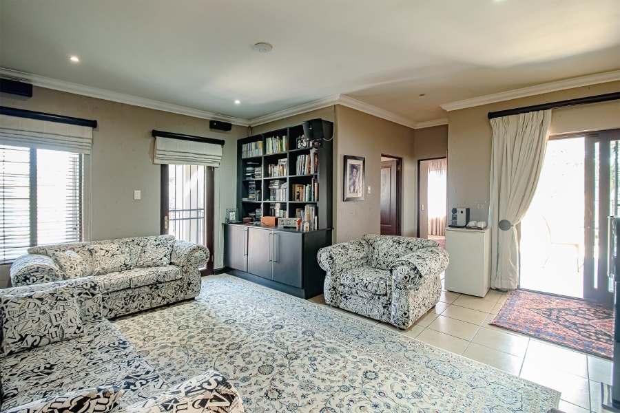4 Bedroom Property for Sale in Leeuwfontein Estate Gauteng