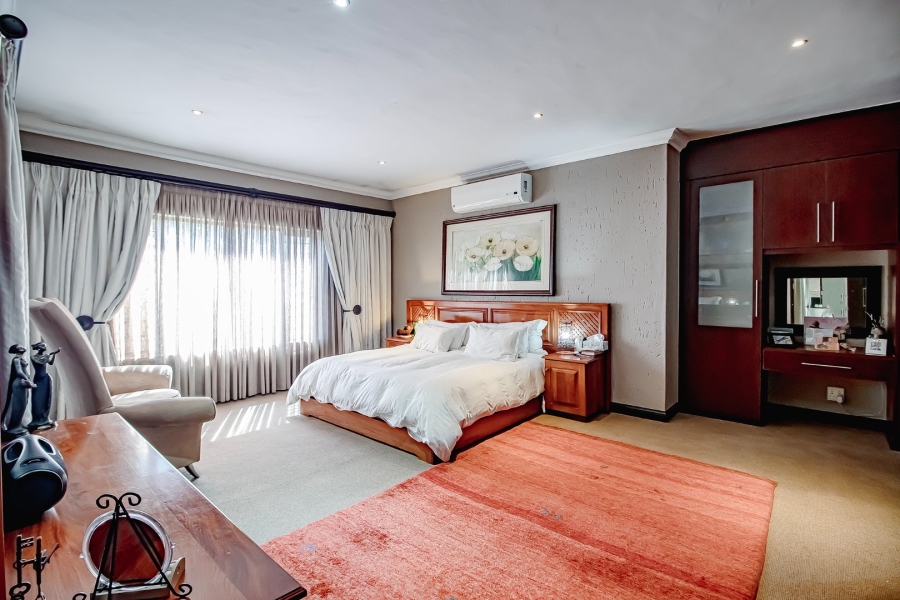 4 Bedroom Property for Sale in Leeuwfontein Estate Gauteng