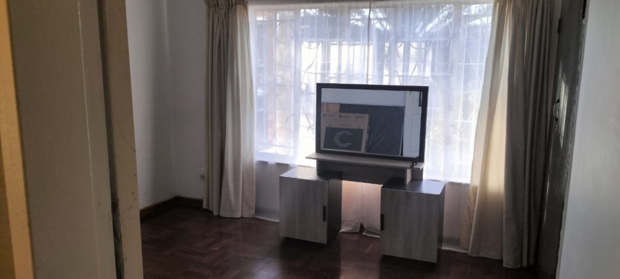 To Let 3 Bedroom Property for Rent in Robertsham Gauteng