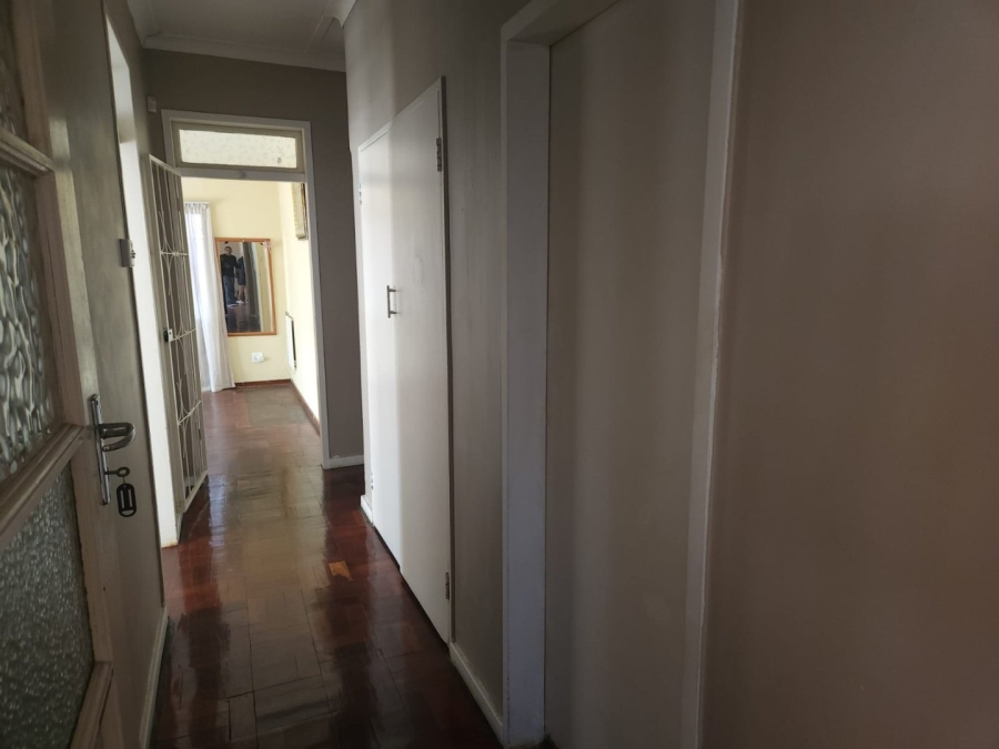 To Let 3 Bedroom Property for Rent in Robertsham Gauteng