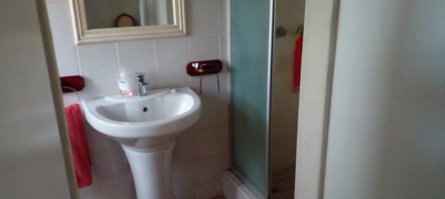 4 Bedroom Property for Sale in Kameeldrift East Gauteng