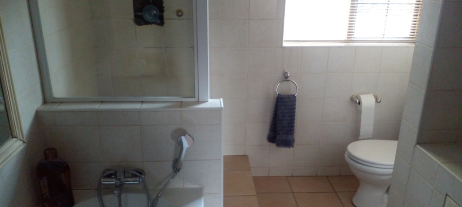 4 Bedroom Property for Sale in Kameeldrift East Gauteng