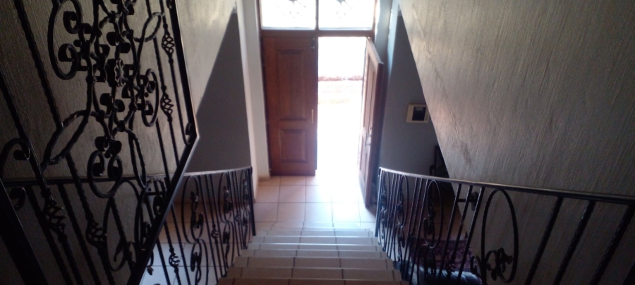 4 Bedroom Property for Sale in Kameeldrift East Gauteng
