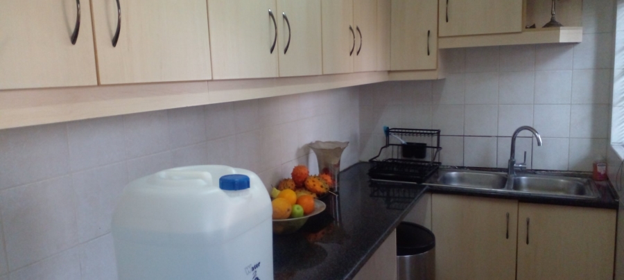 4 Bedroom Property for Sale in Kameeldrift East Gauteng