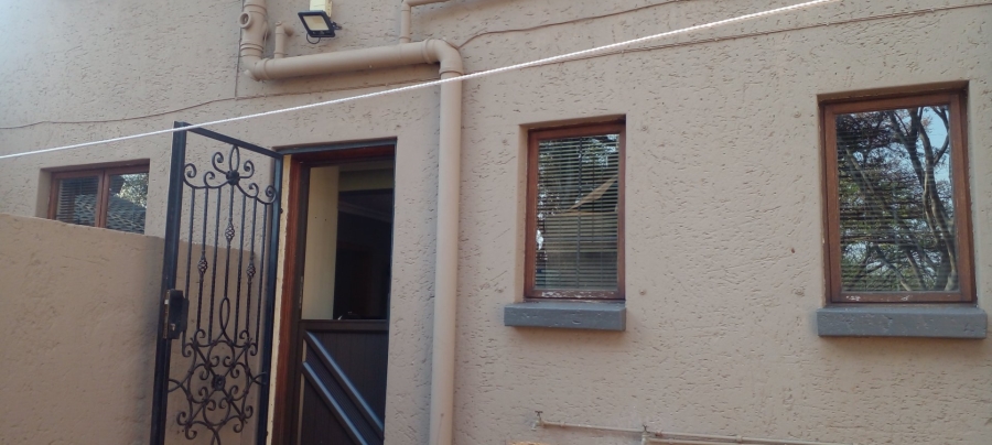 4 Bedroom Property for Sale in Kameeldrift East Gauteng