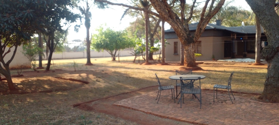 4 Bedroom Property for Sale in Kameeldrift East Gauteng