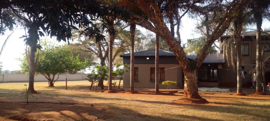 4 Bedroom Property for Sale in Kameeldrift East Gauteng