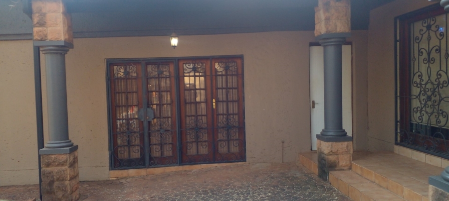 4 Bedroom Property for Sale in Kameeldrift East Gauteng