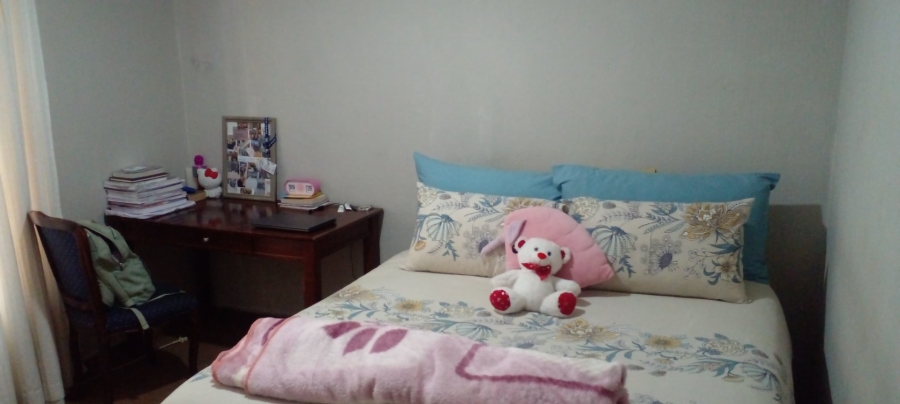 4 Bedroom Property for Sale in Kameeldrift East Gauteng