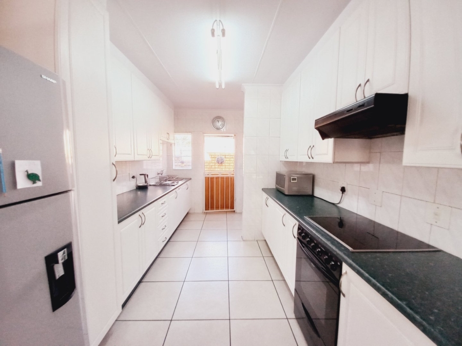 3 Bedroom Property for Sale in Eden Glen Gauteng
