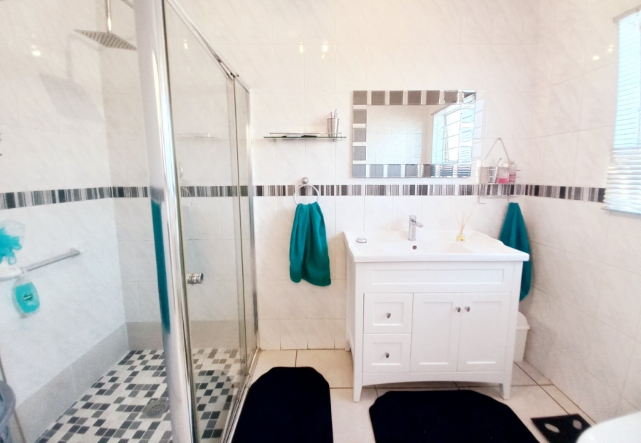 3 Bedroom Property for Sale in Eden Glen Gauteng