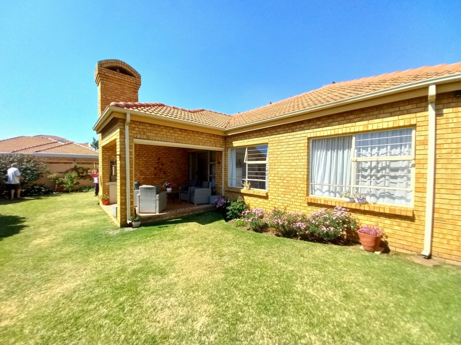 3 Bedroom Property for Sale in Eden Glen Gauteng