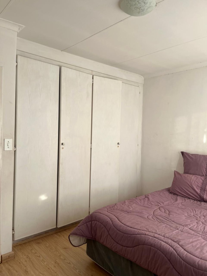 To Let 2 Bedroom Property for Rent in Faerie Glen Gauteng