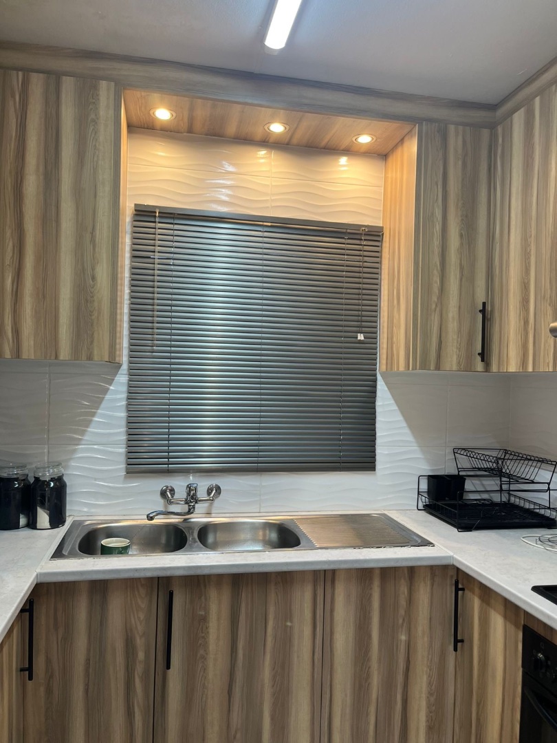 To Let 2 Bedroom Property for Rent in Faerie Glen Gauteng