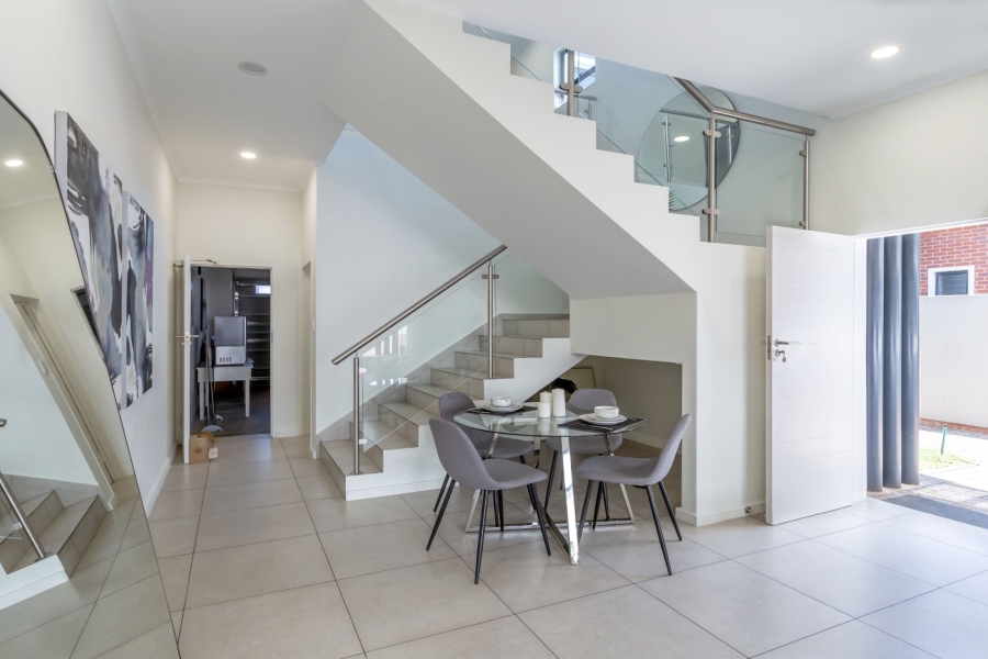 3 Bedroom Property for Sale in Sunninghill Gauteng